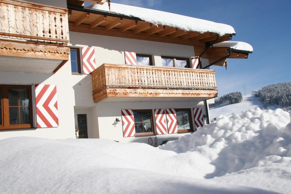 Property building, Winter
