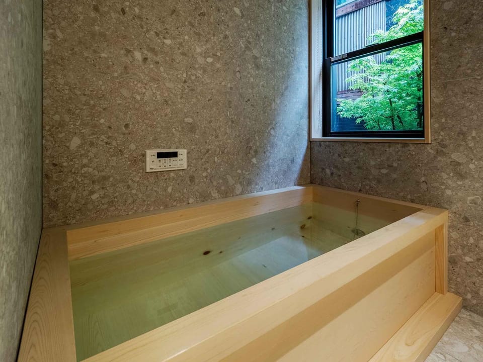 Bathroom, Bath