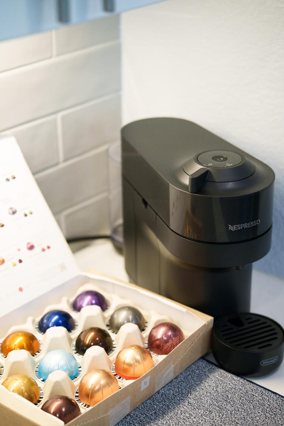 Chic 3BR 3BA Townhome near Arlington Entertainment District less than 3 mins from AT&T Dallas Stadium House in Arlington