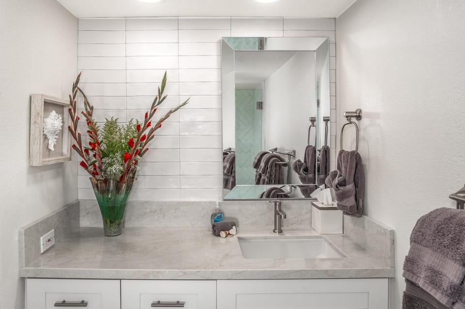 Kamaole Sands #5-414 Stunning Ocean View! A/C! Great Location near Beach! Apartment in Kamaole