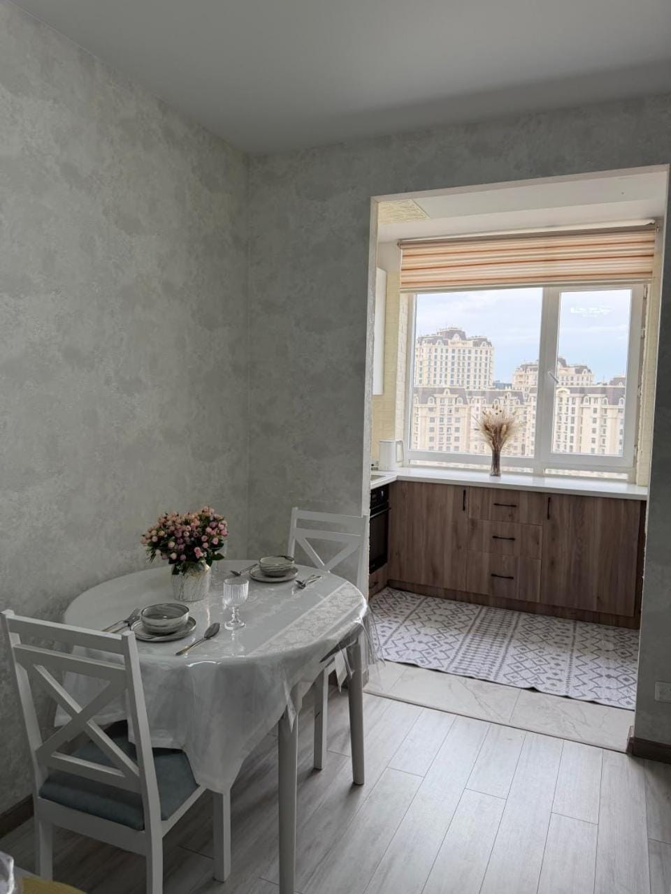 View (from property/room), Balcony/Terrace, Living room, Seating area, Dining area