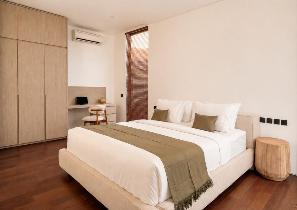 Bed, Photo of the whole room, Bedroom, wardrobe, air conditioner