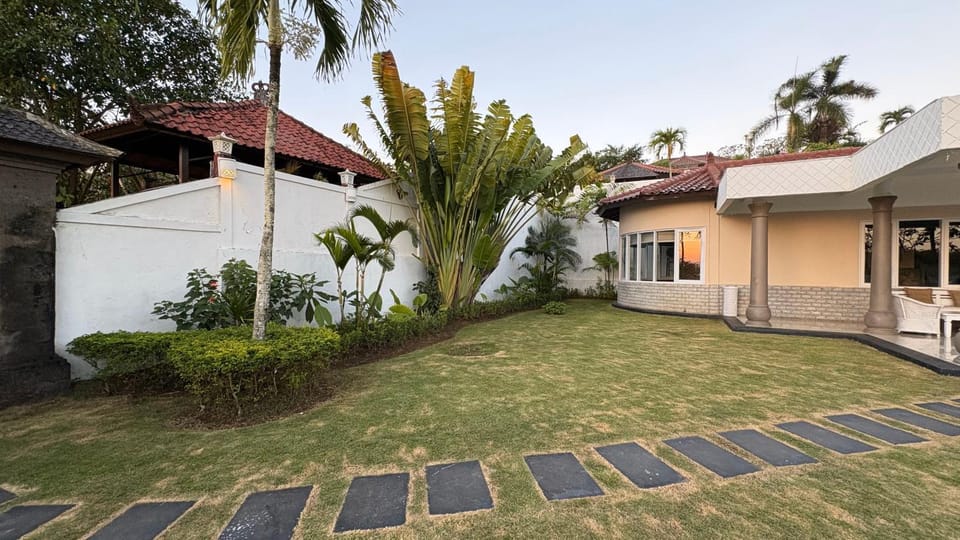 Property building, Garden, Garden