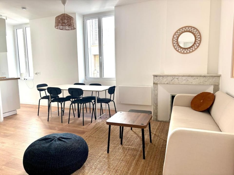 Bel appartement spacieux au coeur du Mourillon Apartment in Toulon