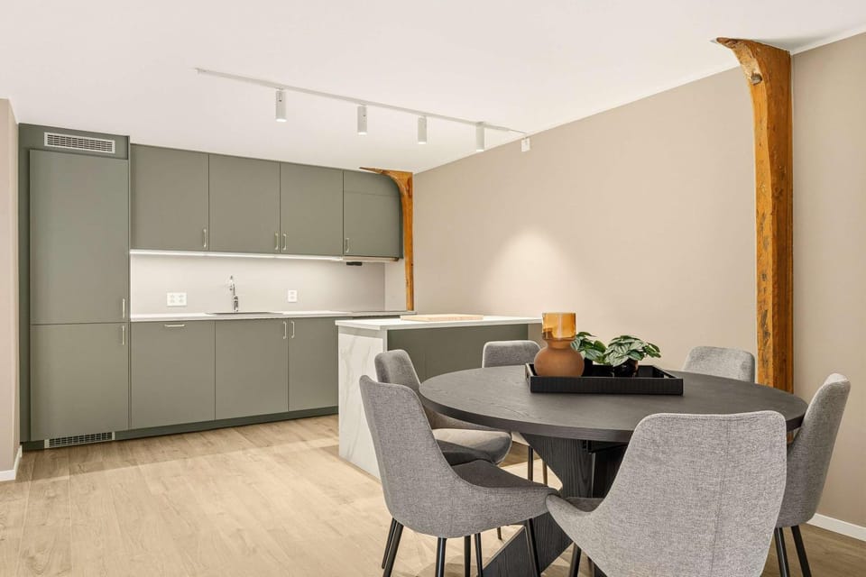4BR Harbour with Sea View SKB17-201 Apartment in Bergen