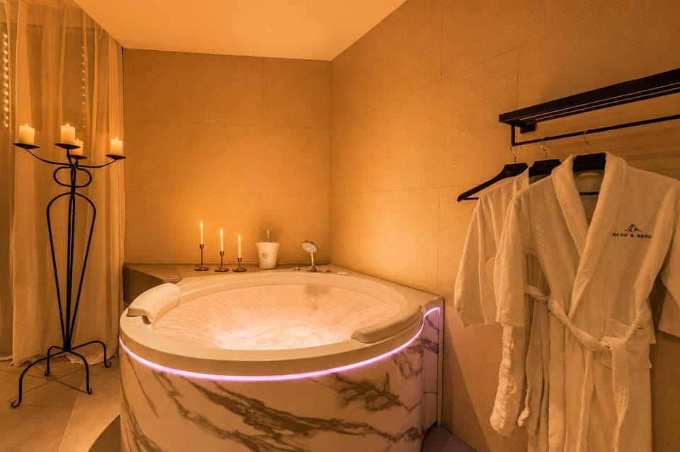 BERG & BERG APARTMENTS - Bad Zurzach Self-Check-in Hotel in Aargau, Switzerland