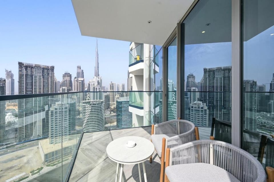 View (from property/room), Balcony/Terrace, City view
