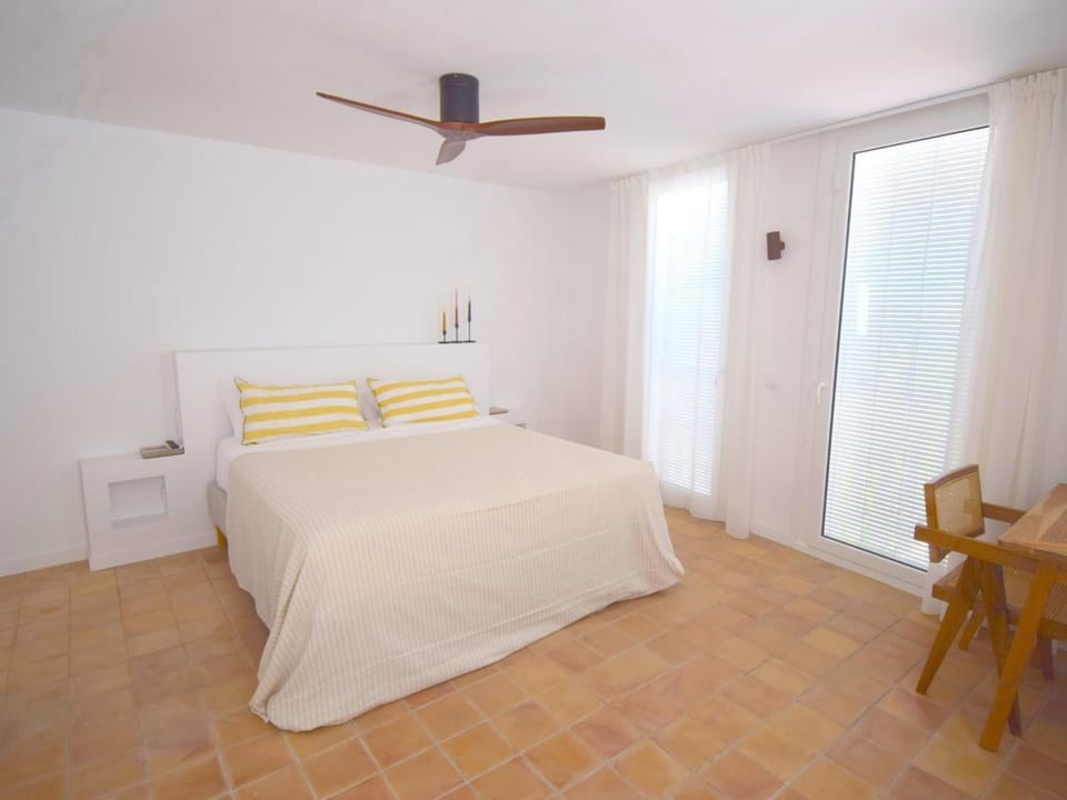 Miravent House in Baix Empordà
