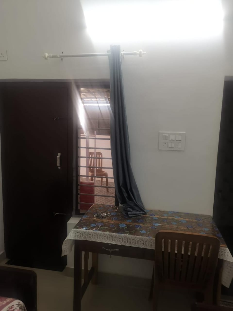 Railviewtouristhome Capsule hotel in Varkala