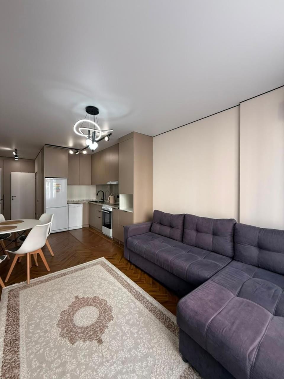 Центр города, Барыс Арена, Астана Арена, Ботанический сад Apartment in Kazakhstan