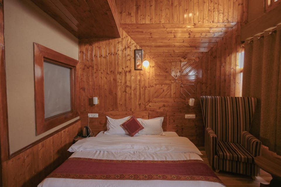 The Lazy and Slow Naggar, Manali Hotel in Himachal Pradesh