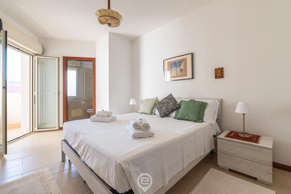 Estay - Mariangela's House - Balcony & AirCon Apartment in Cagliari