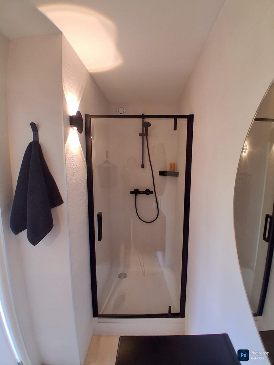 Logement entier RDC quartier historique Parthenay Apartment in Nouvelle-Aquitaine