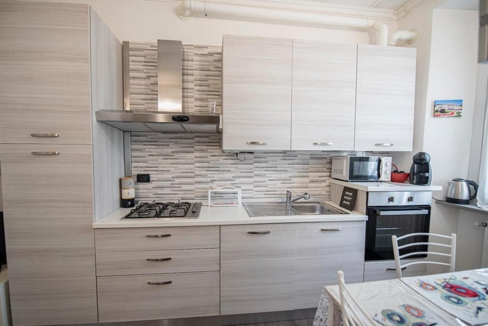 The Little Bijoux Apartment in Como