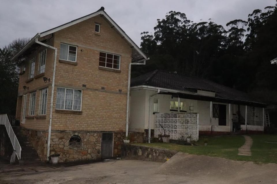 Sundowner Orchards Villa Juliasdale Nyanga Villa in Zimbabwe