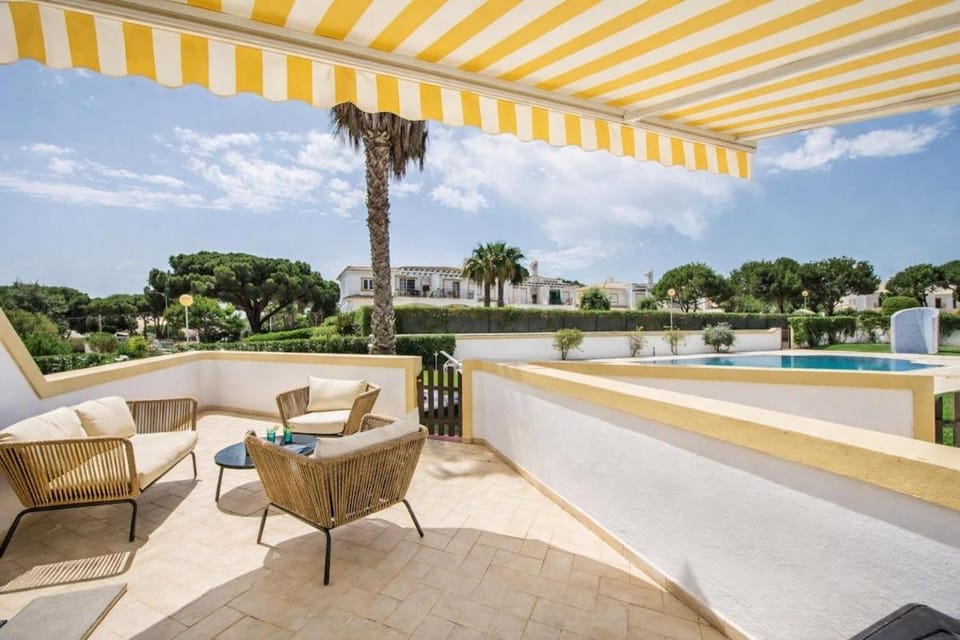 Patio, Swimming pool