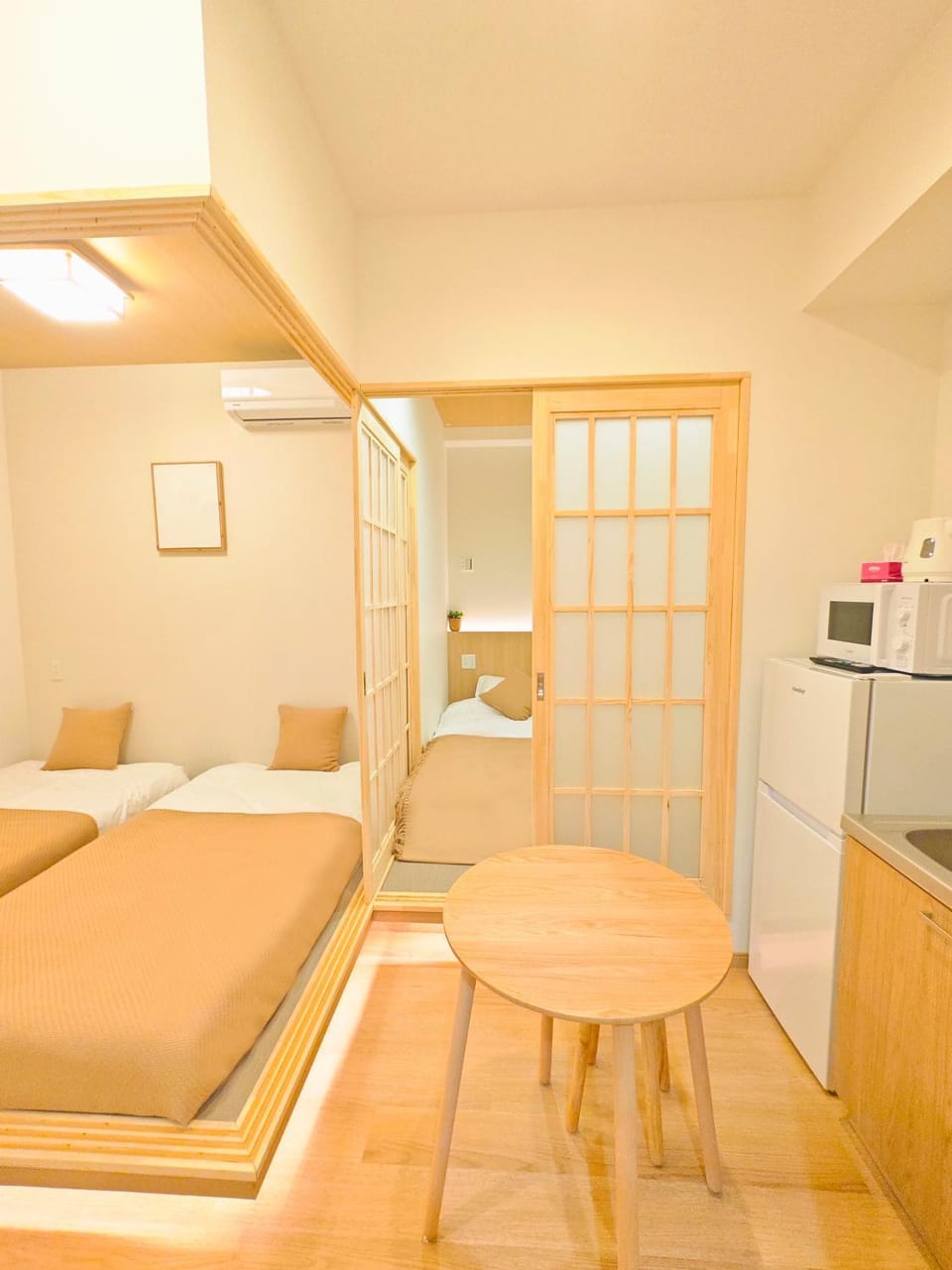 Photo of the whole room