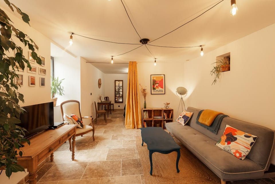 Property building, Living room