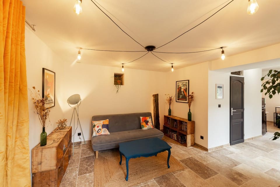 Property building, Living room