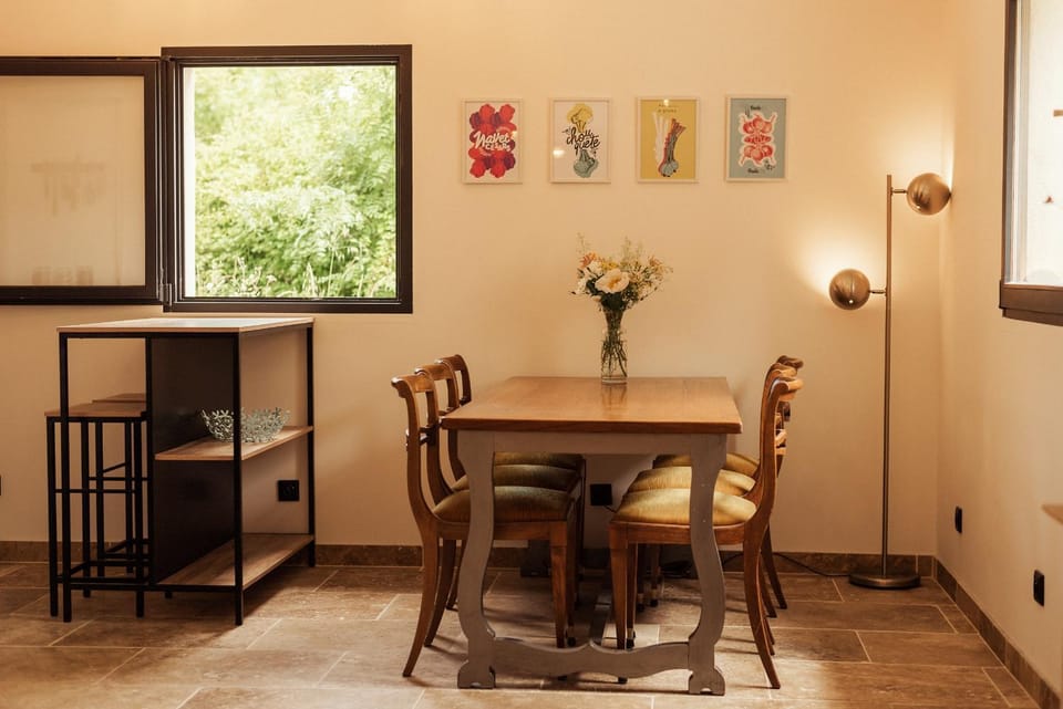 Property building, Living room