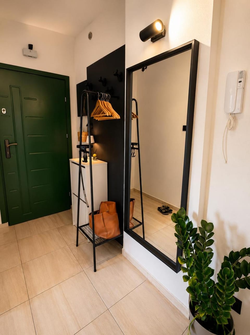 Zielone drzwi Apartment in Lesser Poland Voivodeship