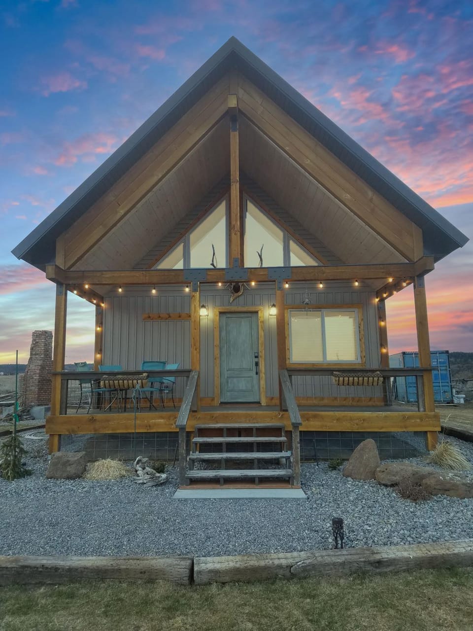 Kabino: River Run Cabin on Henry's Fork, Fire Pit, perfect fishing trip! Cabin in Idaho