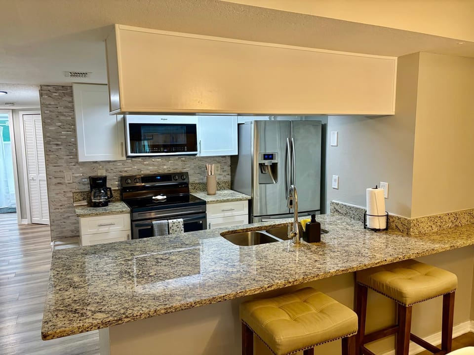 Grand Family 3BR Garden Penthouse near Disney Apartment in Kissimmee