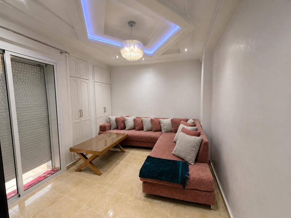 Appartement Familial Spacieux 7 Pers , Près Aéroport Apartment in Tangier