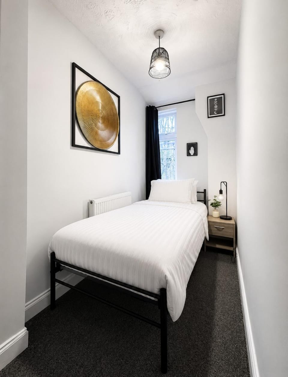Salford Retreat - 3 Bedrooms - Sleeps 5 - River Apartment in Salford