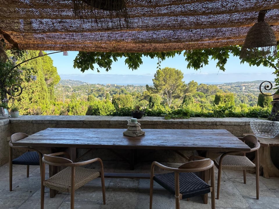 Villa vue mer au pied du célebre village de Mougins Villa in Mougins