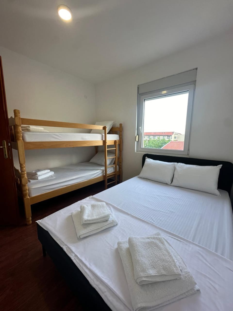 Bed, Bedroom, bunk bed