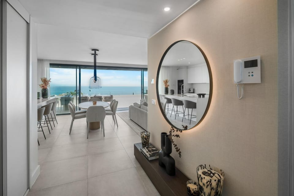 Luxury Panorama Sea View Penthouse Apartment in Marbella