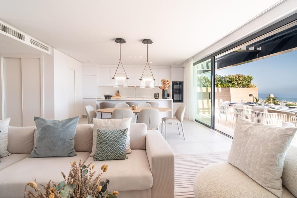 Luxury Panorama Sea View Penthouse Apartment in Marbella