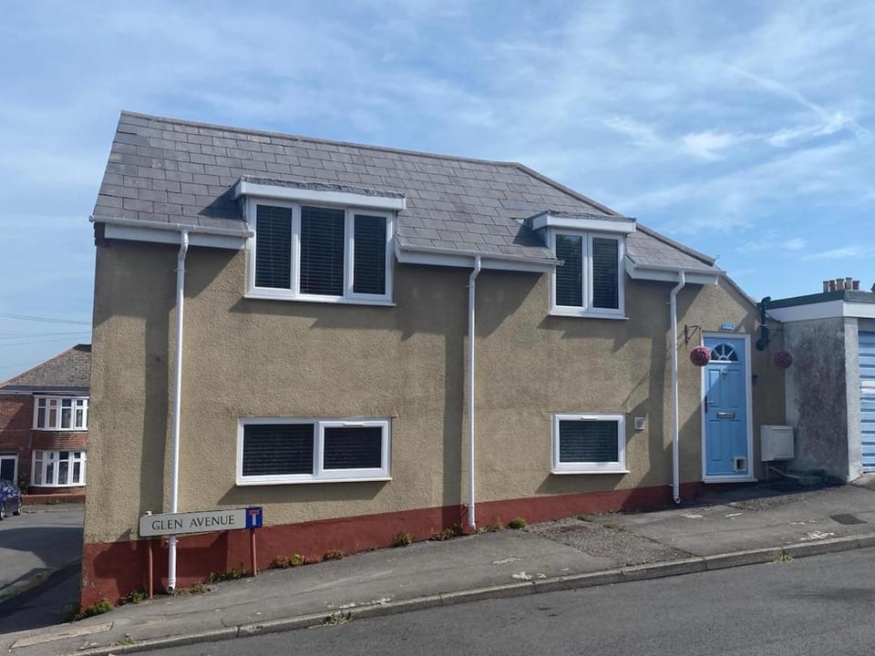 Property building, Parking