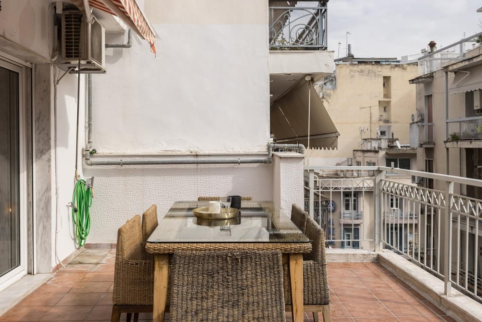 Balcony/Terrace, Dining area