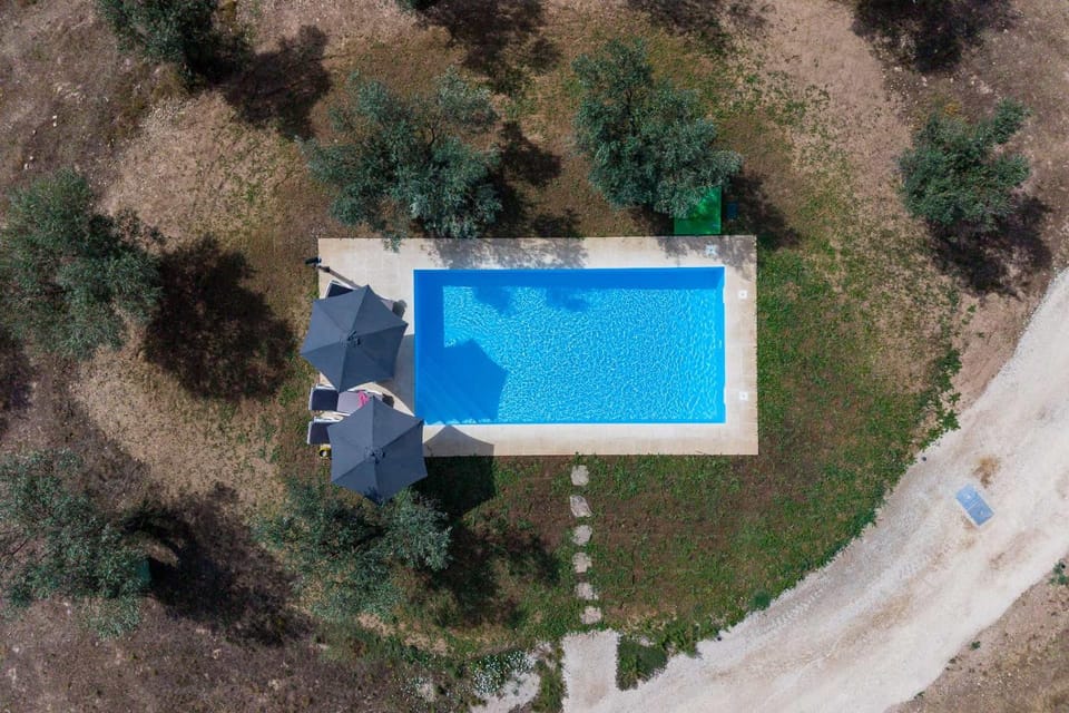 Refugio do Olival by Tiny Away House in Vila Real District