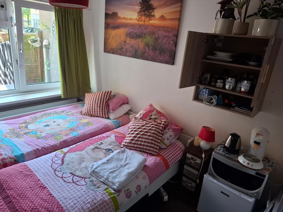 Beautiful room very near the city center Campground/ 
RV Resort in Amsterdam