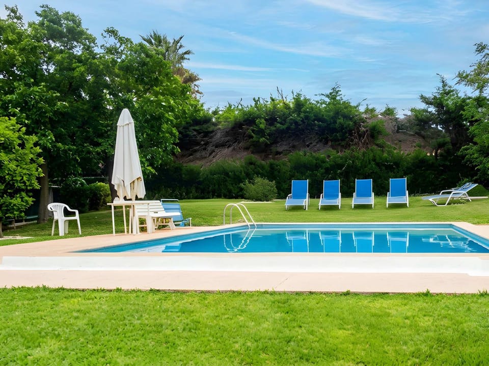 Chalet Piscina Privada House in Chiclana de la Frontera