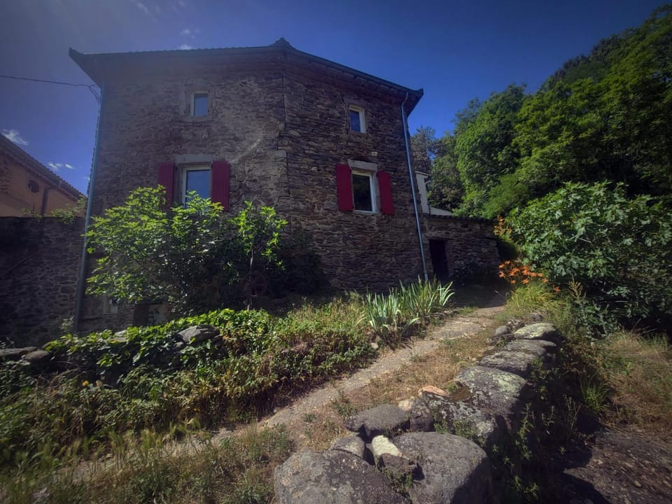 La terre aux étoiles House in Auvergne-Rhône-Alpes