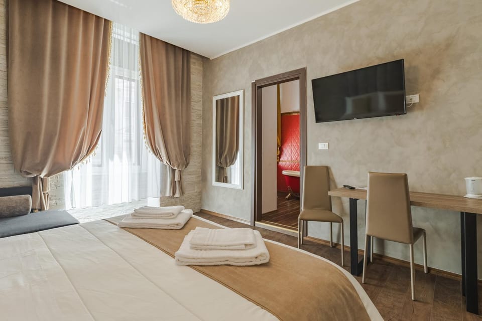 Bed, Bedroom