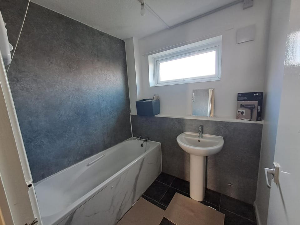 Toilet, Bathroom, Bath