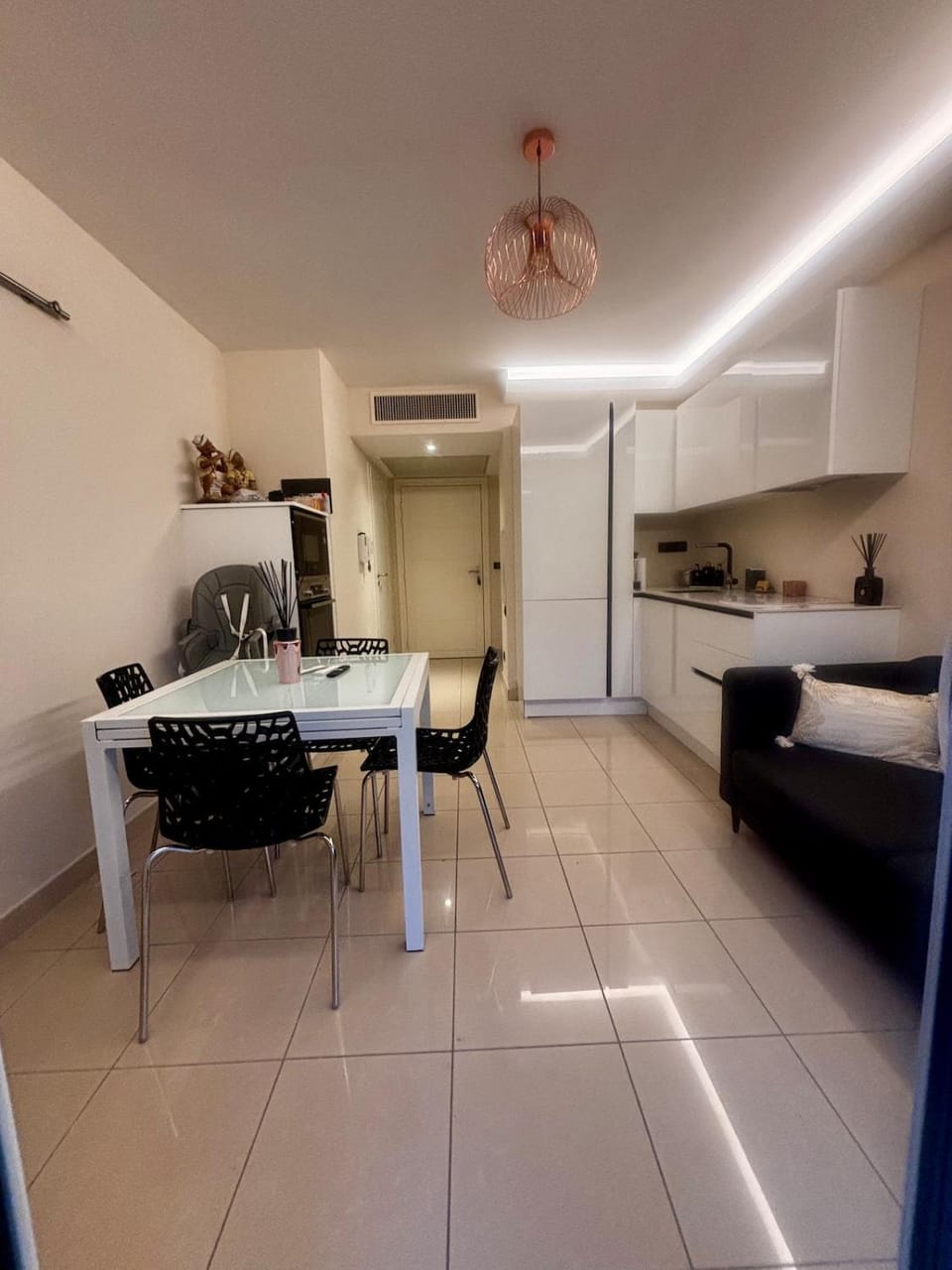 Beautiful apartment with pool in Cannes Apartment in Cannes