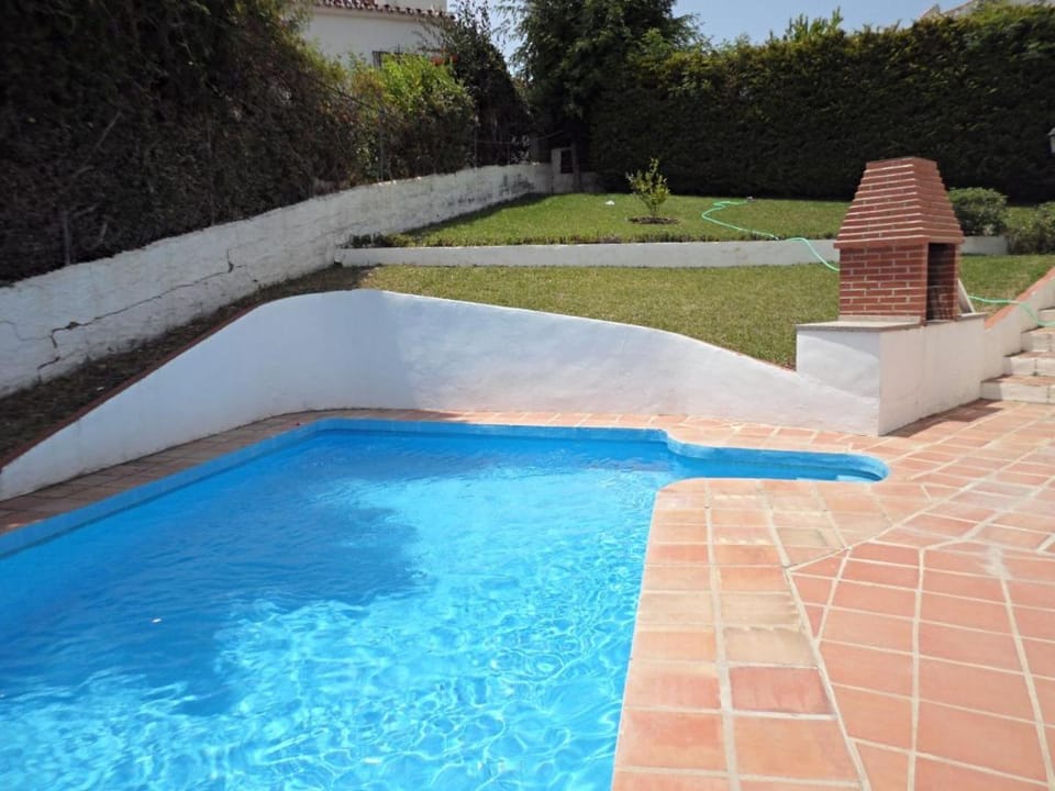 Garden, Swimming pool, Swimming pool