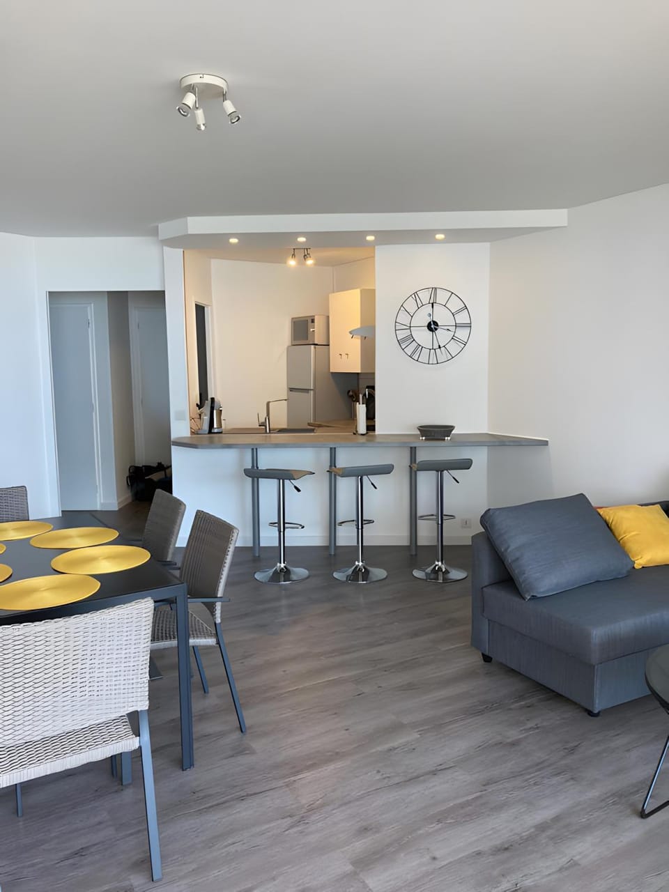 Property building, Living room