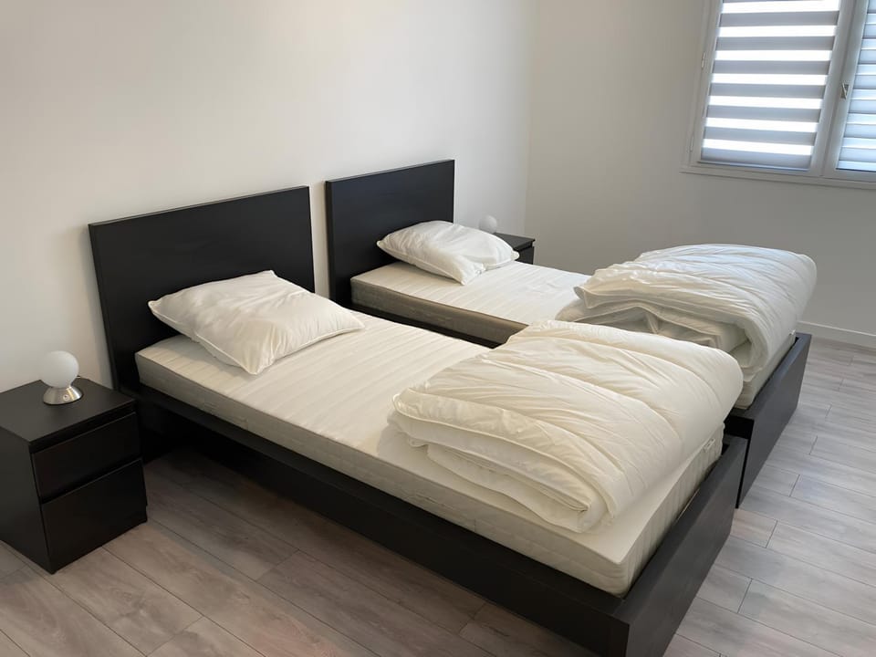 Property building, Living room, Bedroom