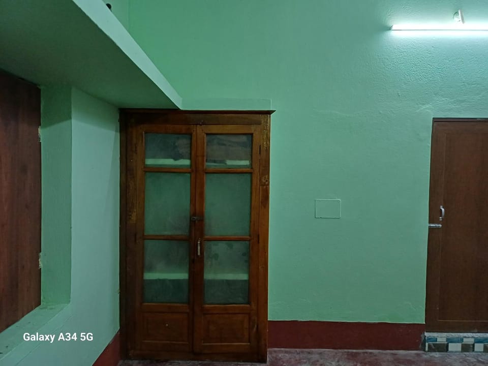 Bedroom, wardrobe