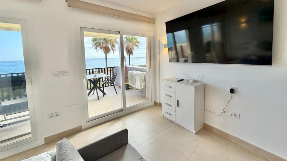 OleHolidays 924 Romana Playa frente al mar Apartment in Marbella