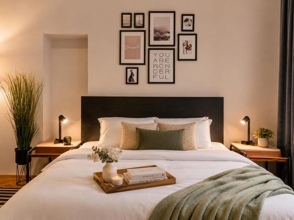 Bed, Bedroom