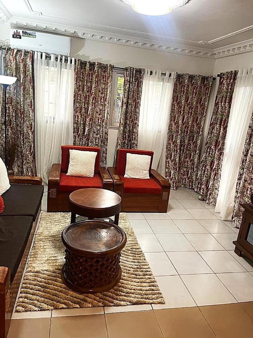 Appartement meublé climatisé 02 Chambres à Yaoundé Apartment in Yaoundé
