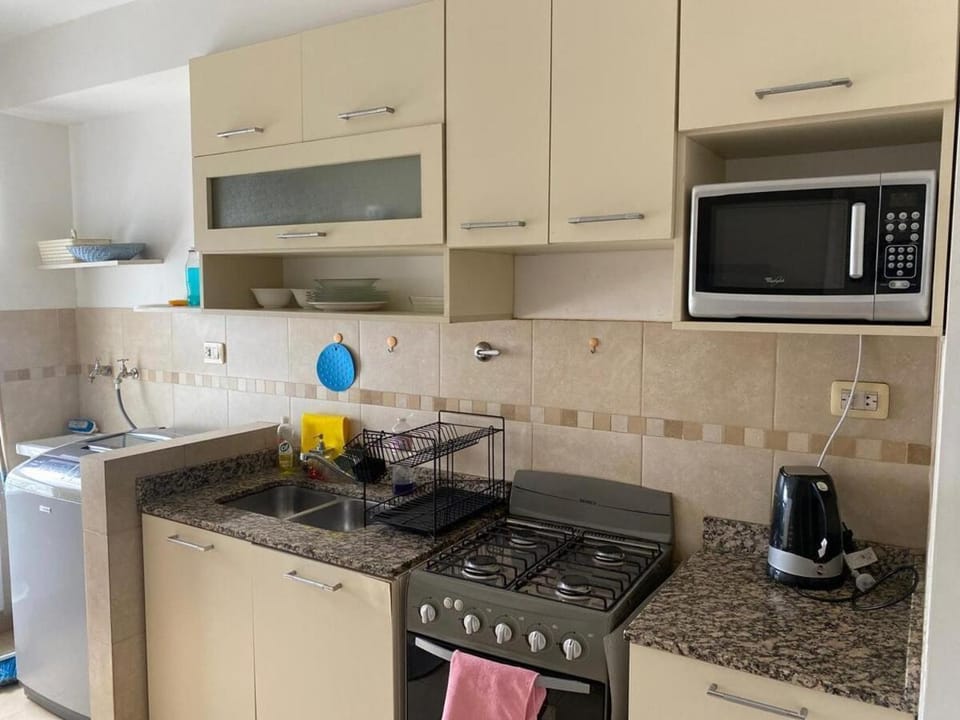 Confortable departamento zona Legislatura Apartment in Santa Fe